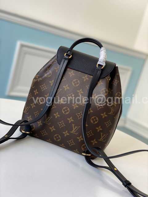 M45515 Montsourism 33 M45515 Montsourism 33