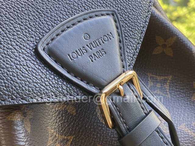 M45515 Montsourism 33 M45515 Montsourism 33