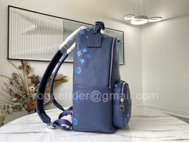 M57841 Multipocket 40 M57841 Multipocket 40