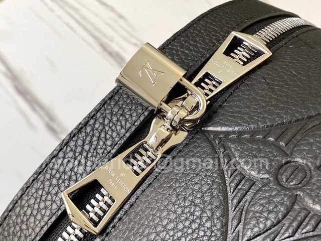 M57288 Armand 42 M57288 Armand 42
