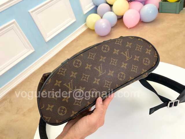 M43735 Christopher 48 M43735 Christopher 48