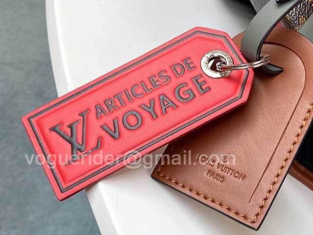 M56851 Multi Pocket 41 M56851 Multi Pocket 41