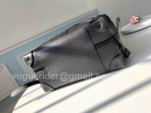 M30337 Soft Trunk 37 M30337 Soft Trunk 37