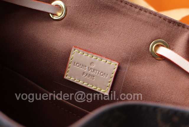 M45515 Montsourism 33 M45515 Montsourism 33