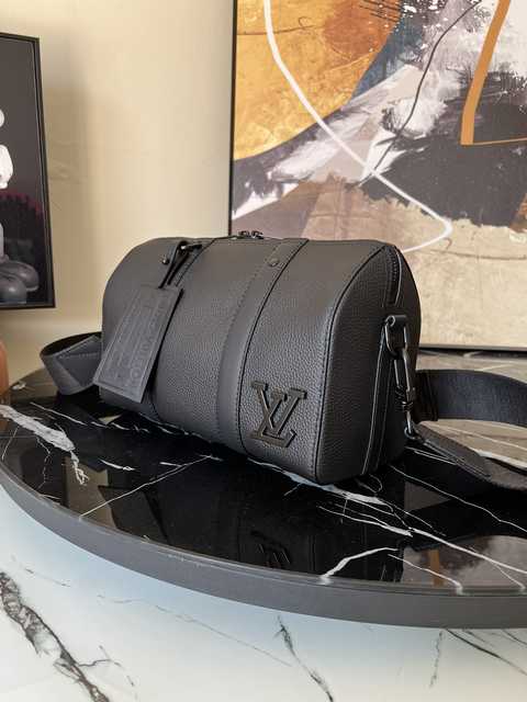 M57082 City Keepall 27 M57082 City Keepall 27