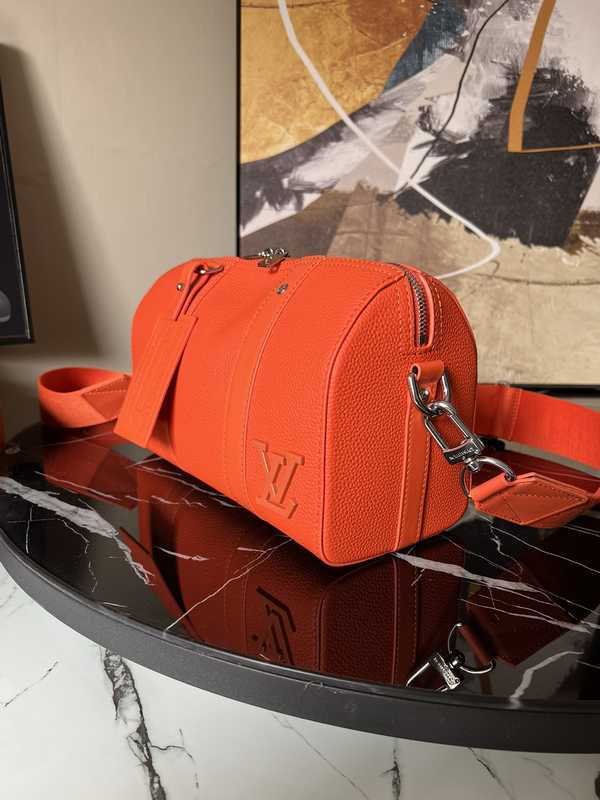 M59255 City Keepall 27 M59255 City Keepall 27