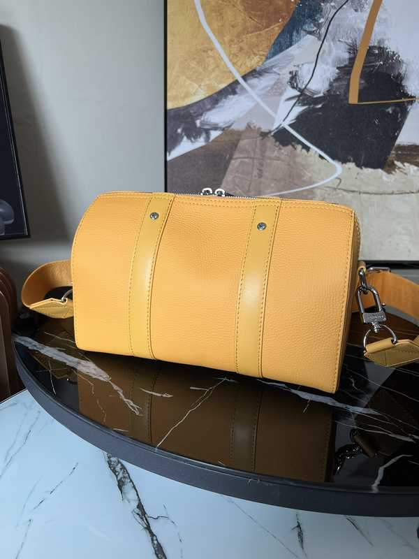 M59255 City Keepall 27 M59255 City Keepall 27