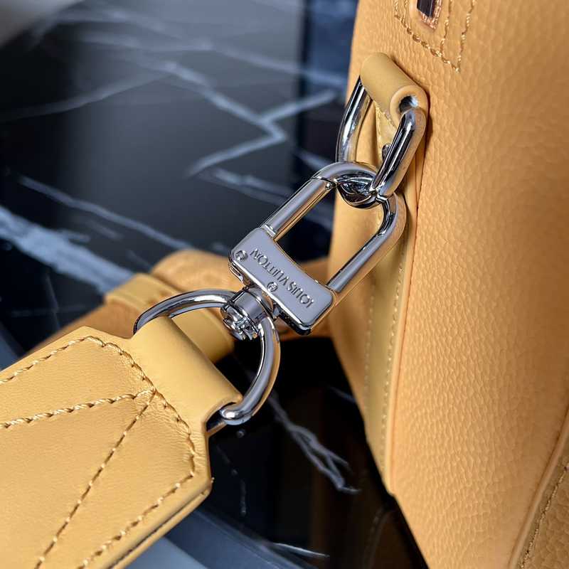 M59255 City Keepall 27 M59255 City Keepall 27