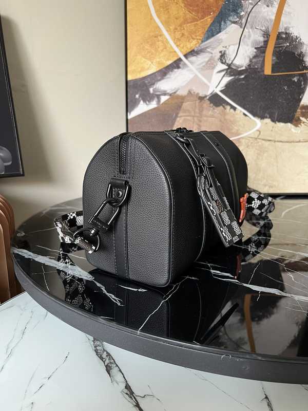 M57417 City Keepall 27 M57417 City Keepall 27