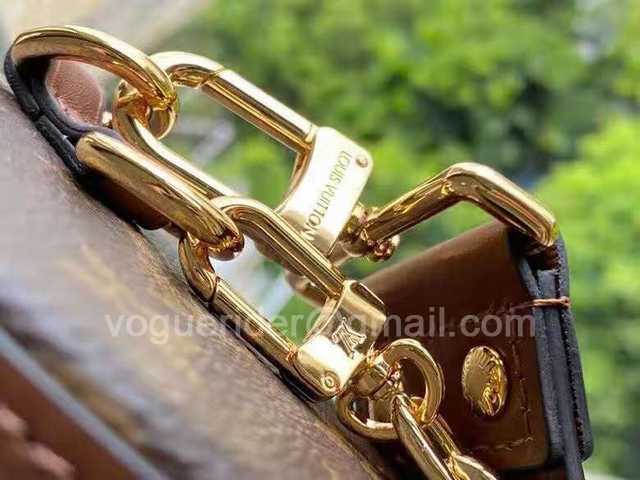 M57835 Papillon Trunk 19 M57835 Papillon Trunk 19