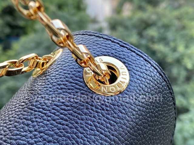 M41201 Pallas Chain 26 M41201 Pallas Chain 26