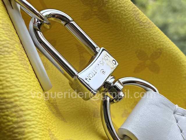 M46112 Carry It 38 M46112 Carry It 38