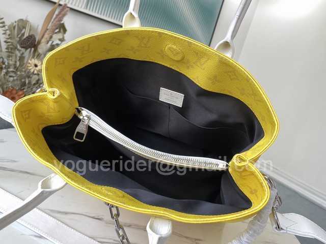 M46112 Carry It 38 M46112 Carry It 38