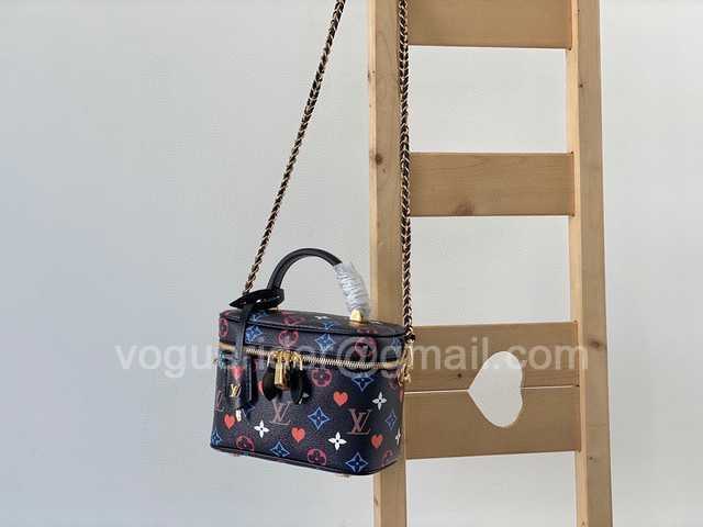 M57482 Vanity 19 M57482 Vanity 19