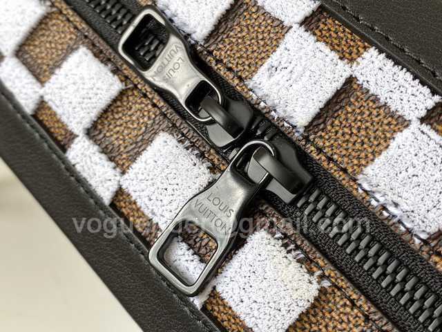 M44478 Soft Trunk 25 M44478 Soft Trunk 25