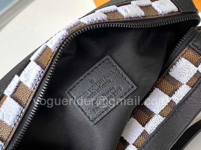 M44478 Soft Trunk 25 M44478 Soft Trunk 25