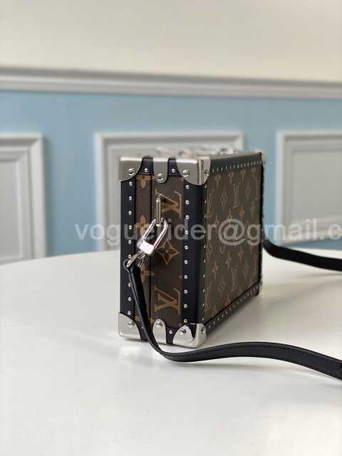 M44157 Petite Malle 22 M44157 Petite Malle 22