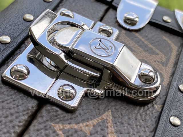 M44157 Petite Malle 22 M44157 Petite Malle 22