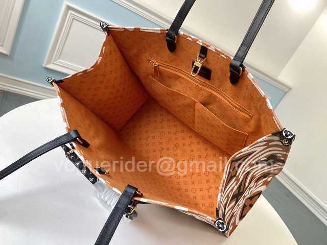 M45359 OnTheGo Crafty 41 M45359 OnTheGo Crafty 41