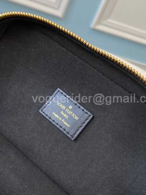 M45165 Vanity PM 19 M45165 Vanity PM 19