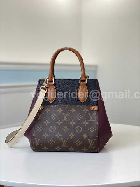 M45409 Fold Tote PM 22 M45409 Fold Tote PM 22