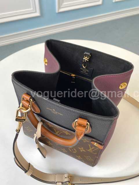 M45409 Fold Tote PM 22 M45409 Fold Tote PM 22