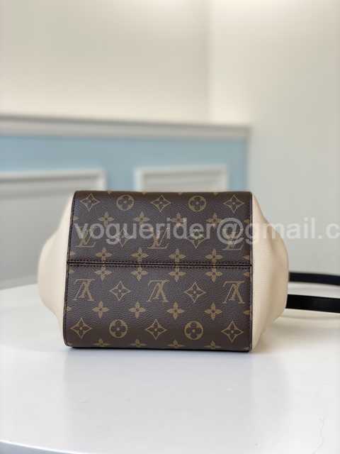 M45389 Fold Tote PM 22 M45389 Fold Tote PM 22