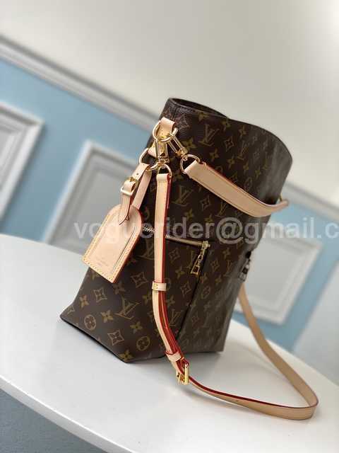 M41544 Melie 33 M41544 Melie 33