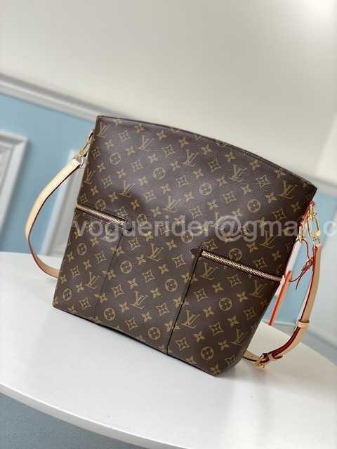M41544 Melie 33 M41544 Melie 33