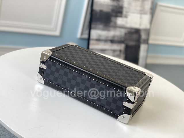N48194 Coffret 8 Montres 34 N48194 Coffret 8 Montres 34