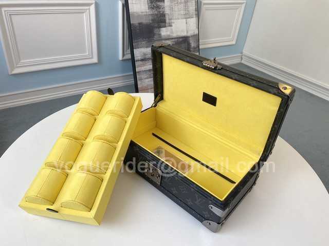 M20039 Coffret 8 Montres 34 M20039 Coffret 8 Montres 34