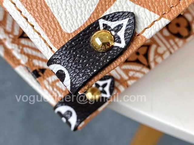M44576 OnTheGo Crafty 41 M44576 OnTheGo Crafty 41