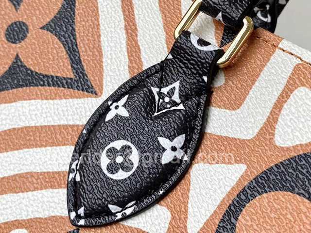 M44576 OnTheGo Crafty 41 M44576 OnTheGo Crafty 41