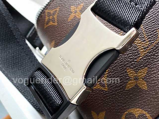 M45337 Bumbag 50 M45337 Bumbag 50