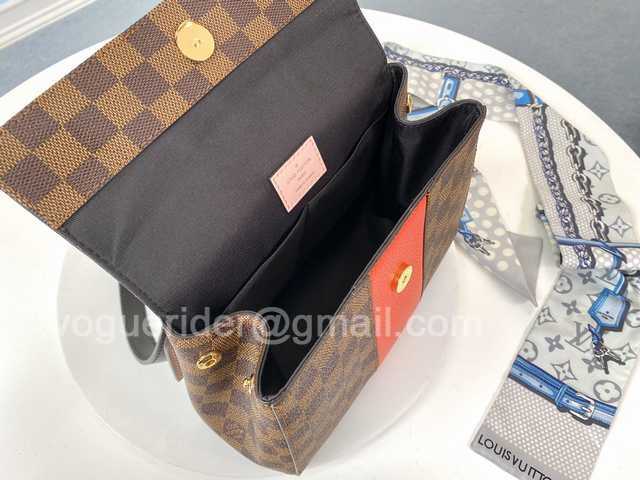 N41073 Bond Street BB 24 N41073 Bond Street BB 24