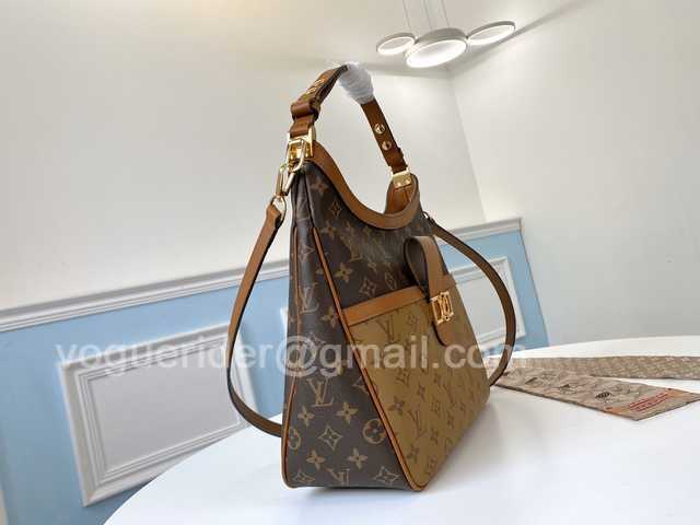 M44395 Dauphine 27 M44395 Dauphine 27
