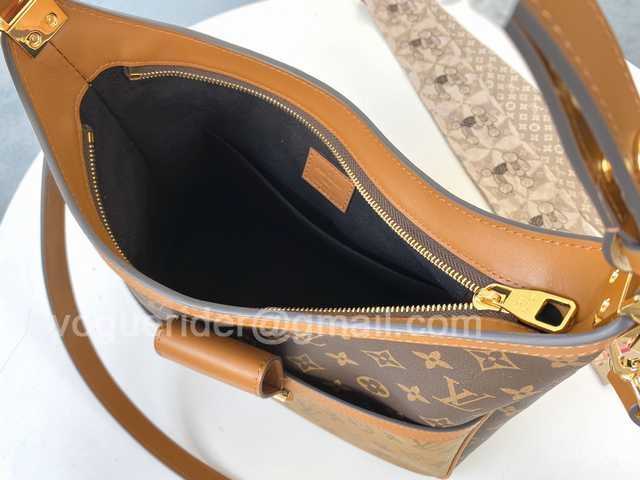 M44395 Dauphine 27 M44395 Dauphine 27