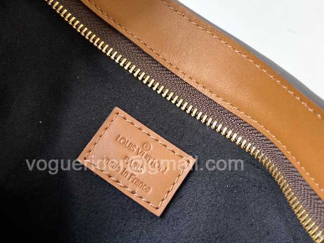 M44395 Dauphine 27 M44395 Dauphine 27