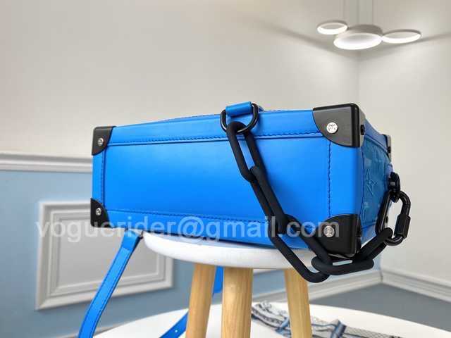 M45074 Soft Trunk 25 M45074 Soft Trunk 25
