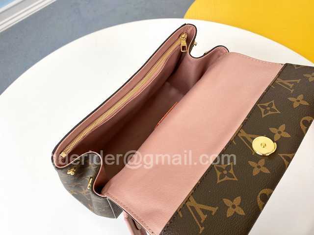 M42738 Cluny BB 28 M42738 Cluny BB 28