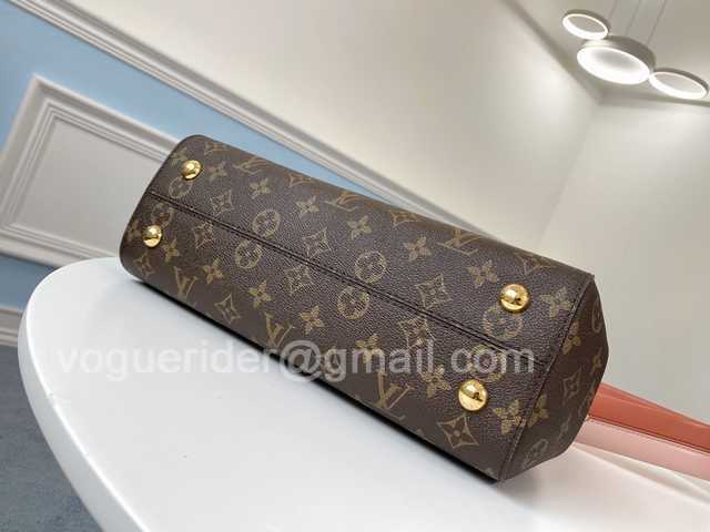 M42735 Cluny MM 32 M42735 Cluny MM 32