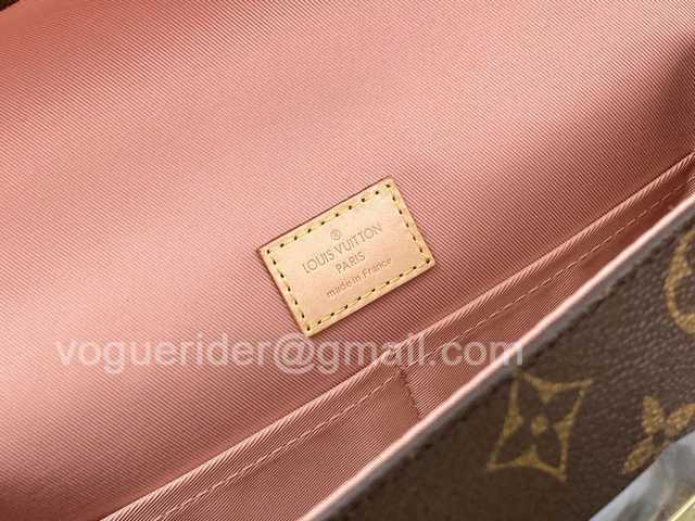 M42735 Cluny MM 32 M42735 Cluny MM 32