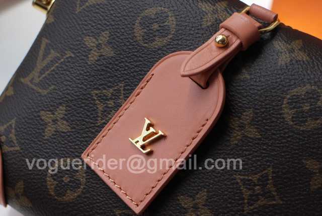 M45571 Petite Malle Souple 20 M45571 Petite Malle Souple 20