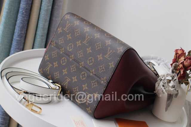 M45409 Fold Tote MM 28 M45409 Fold Tote MM 28