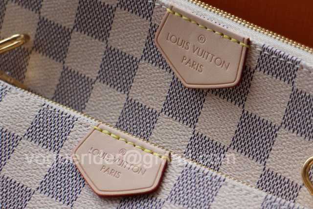 M44813 Multi Pochette Accessories 24 M44813 Multi Pochette Accessories 24