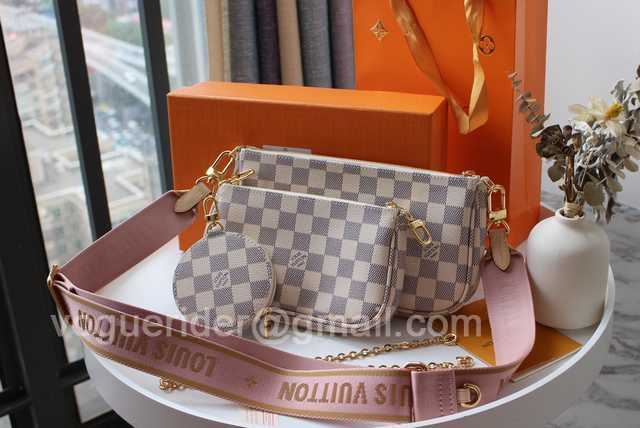 M44813 Multi Pochette Accessories 24 M44813 Multi Pochette Accessories 24