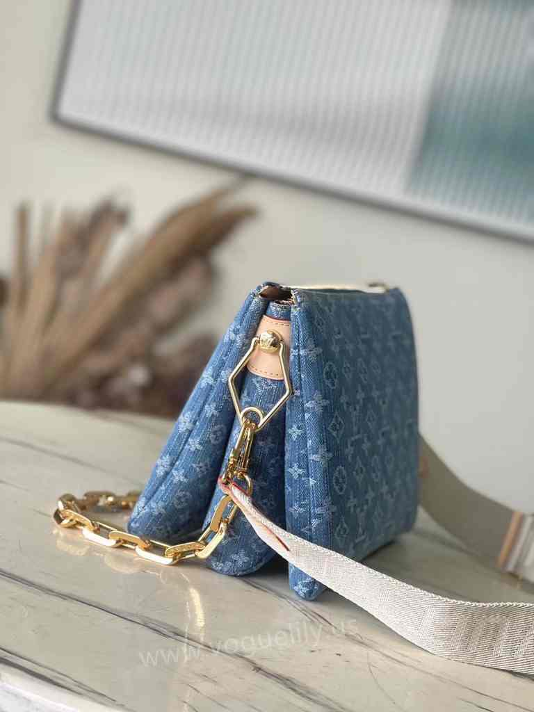 M24564 Coussin PM 26 M24564 Coussin PM 26
