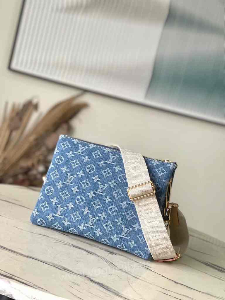 M24564 Coussin PM 26 M24564 Coussin PM 26