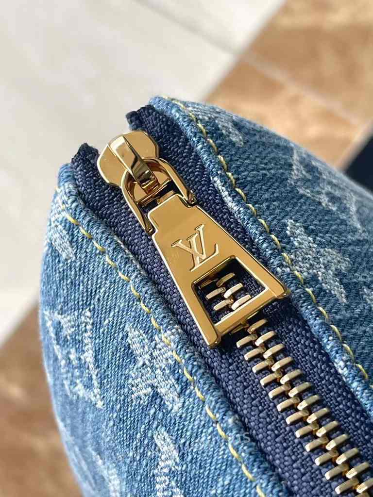 M24564 Coussin PM 26 M24564 Coussin PM 26
