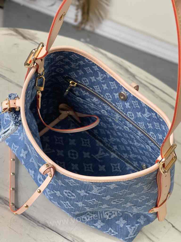 M46854 CarryAll PM 29 M46854 CarryAll PM 29